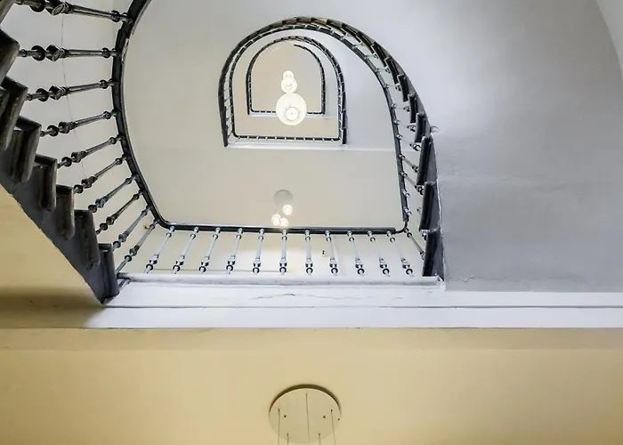 Apartment Large Historic By Charles Bridge & Parking Prag