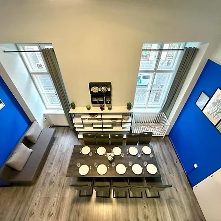 Apartment Stunning & Spacious 2bdr In Center Prague1