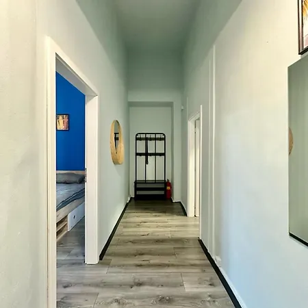 Apartment Stunning & Spacious 2bdr In Center Prague1