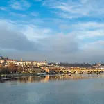 Large Historic By Charles Bridge & Parking 公寓 布拉格