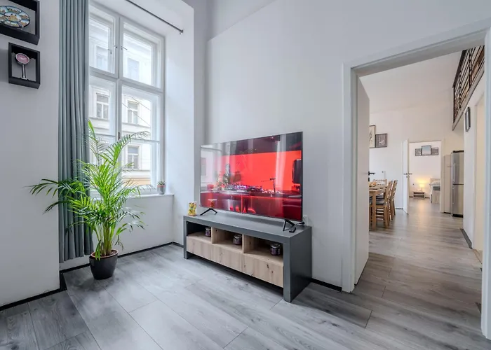 Apartmán Large Historic By Charles Bridge & Parking *
